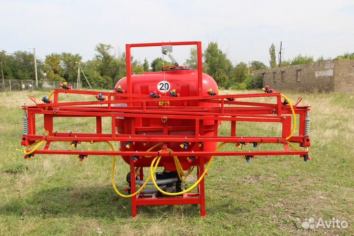 Опрыскиватель Lisicki P035, 2022