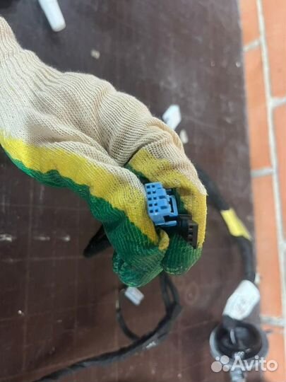 Проводка двери задняя правая Land Rover Discovery