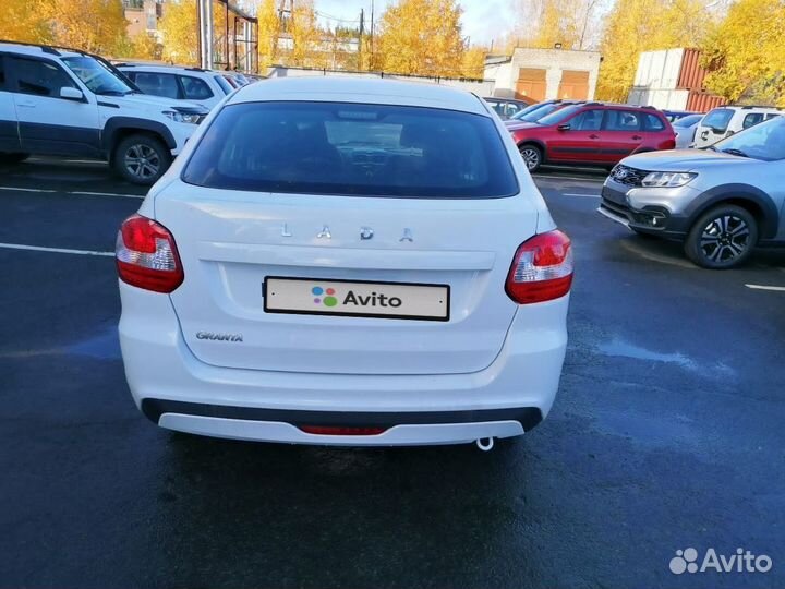 LADA Granta 1.6 МТ, 2022