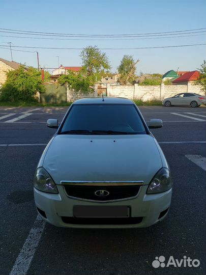 Сиденья Priora 2010 г