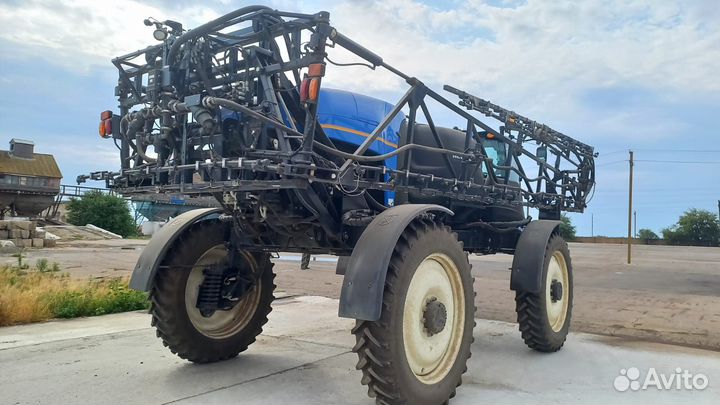 Опрыскиватель New Holland Defensor SP3500, 2020