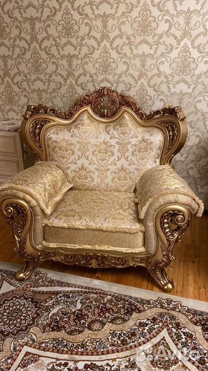 Диван с креслами