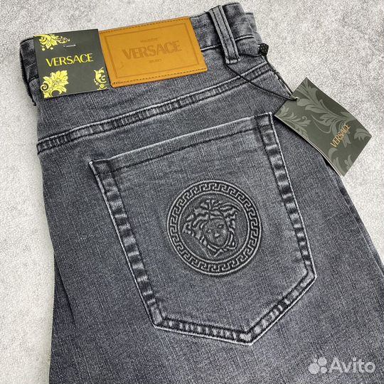 Джинсы versace