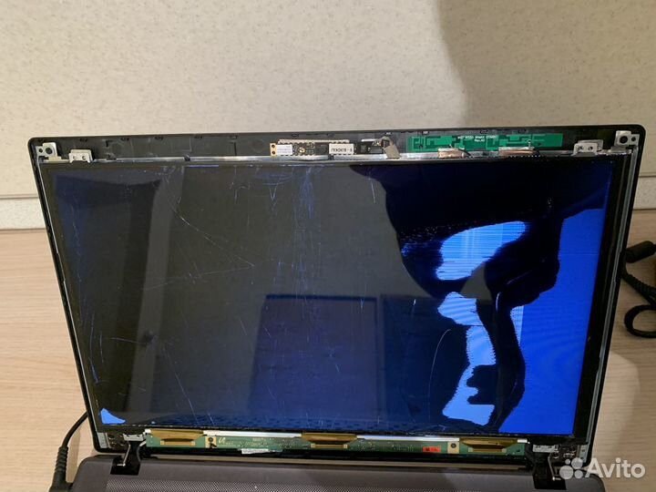 Битая матрица для ноутбука (подсветка) на з/ч