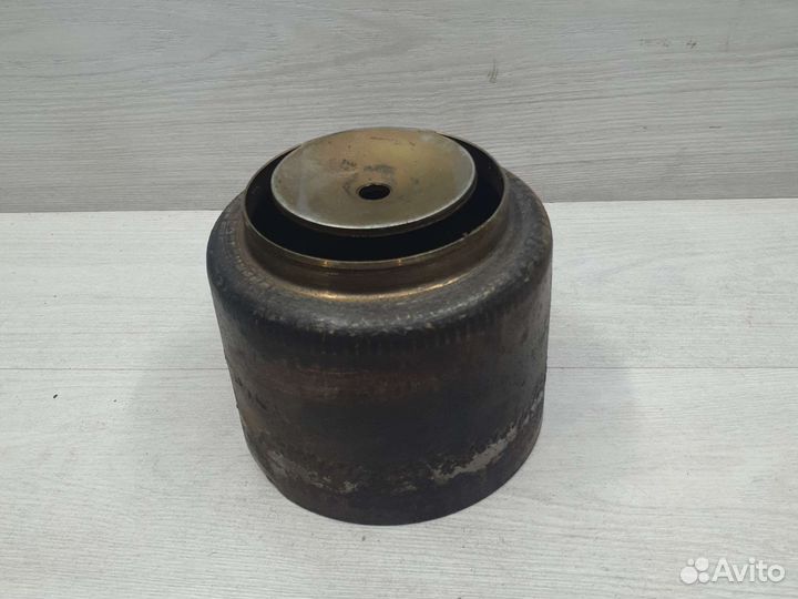 Стакан пневмоподушки Ман Man