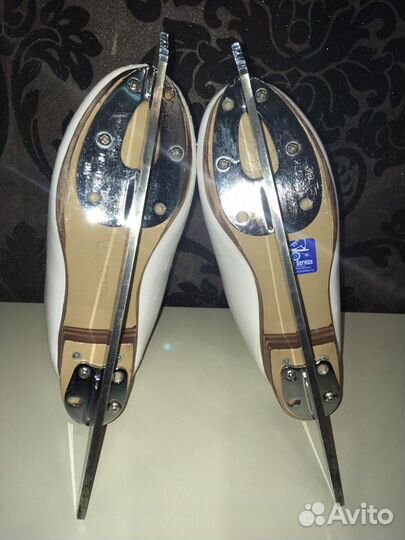 Фигурные коньки Jackson Freestyle и лезвия мк