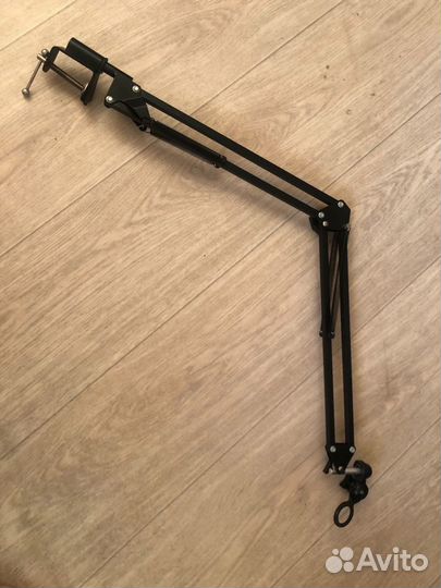 Студийный микрофон AKG P120 USB со стойкой