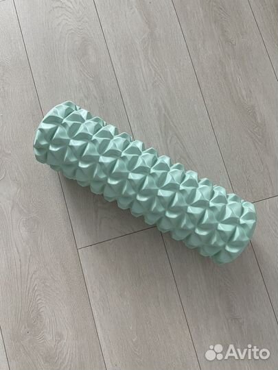 Массажный ролик