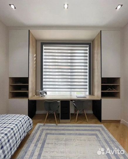 Рабочая зона у окна