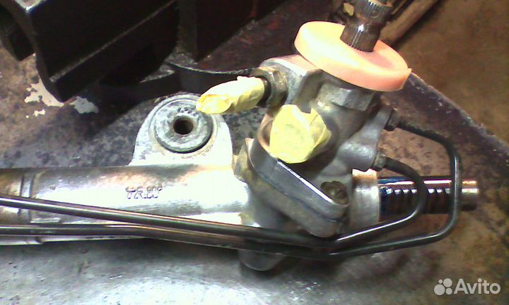 Nissan (N16E) almera Рулевая рейка