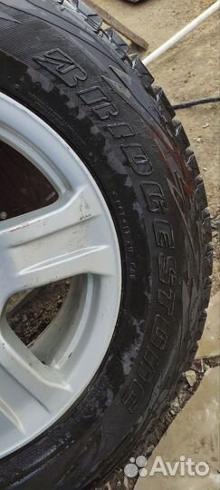 Bridgestone Blizzak DM-V1 285/60 R18