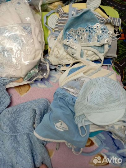 Большая сумка вещей на мальчика