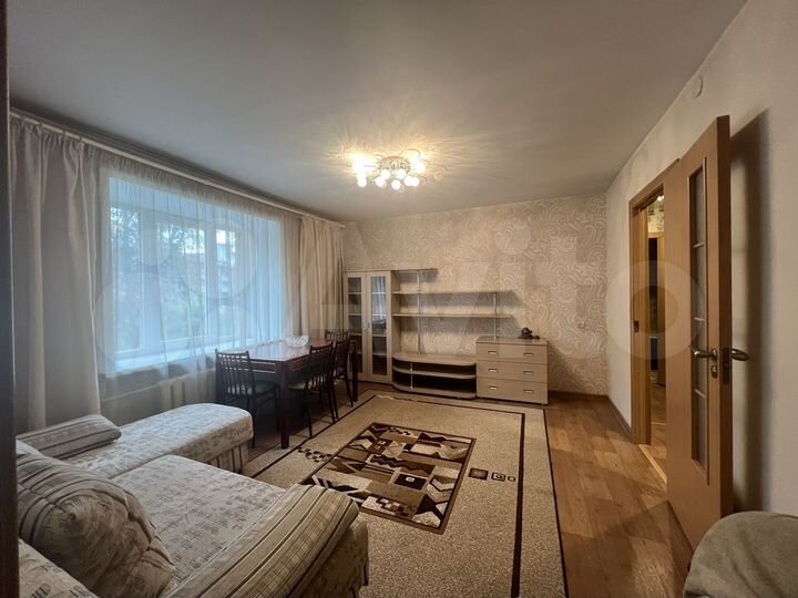 4-к. квартира, 86 м², 3/5 эт.