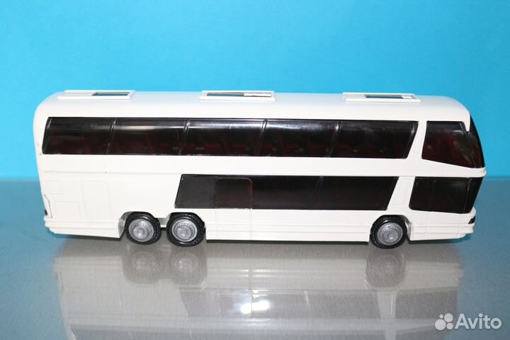 Автобус NZG (1/50 metal) 1967 Neoplan
