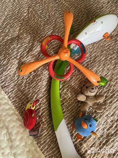 Мобиль электронный на кроватку детский