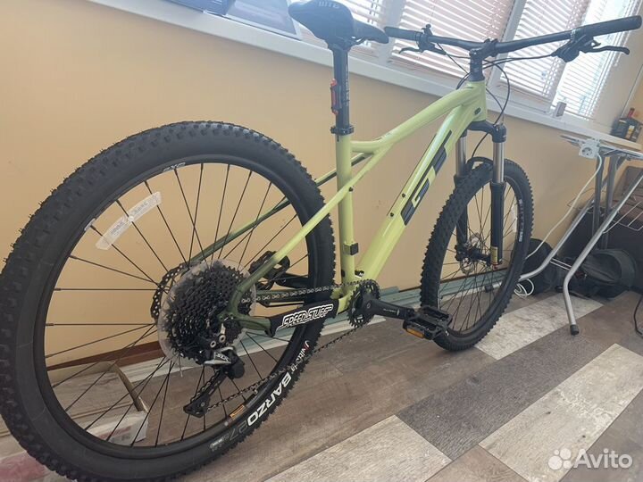 Велосипед GT avalanche elite