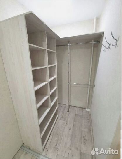 Шкаф зеркальный