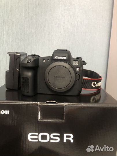 Камера Canon EOS R