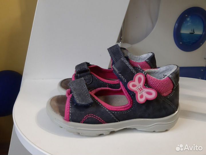 Сандали 25 размер