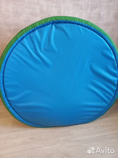 Сухой бассейн с шариками