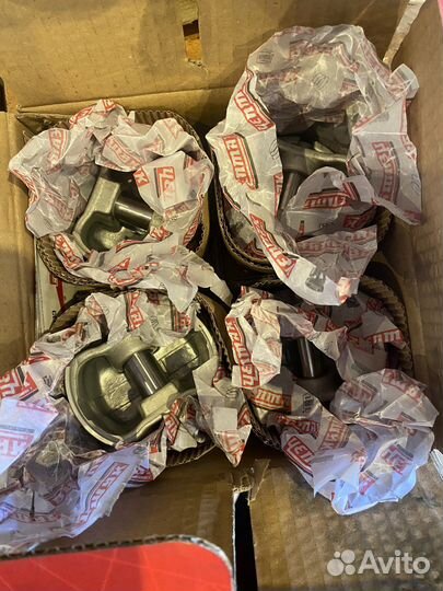 Поршень с пальцем, с кольцами Yenmak 79,50 mm