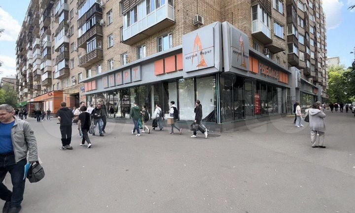 Помещение 150м²+200м² подвал