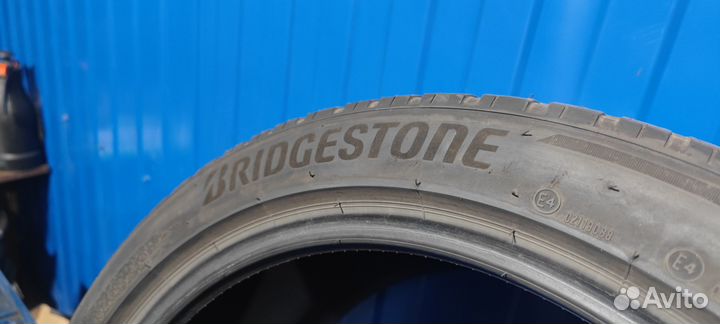 Bridgestone Blizzak LM-005 275/40 R21