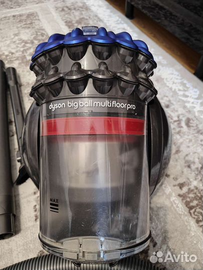 Пылесос Dyson big ball