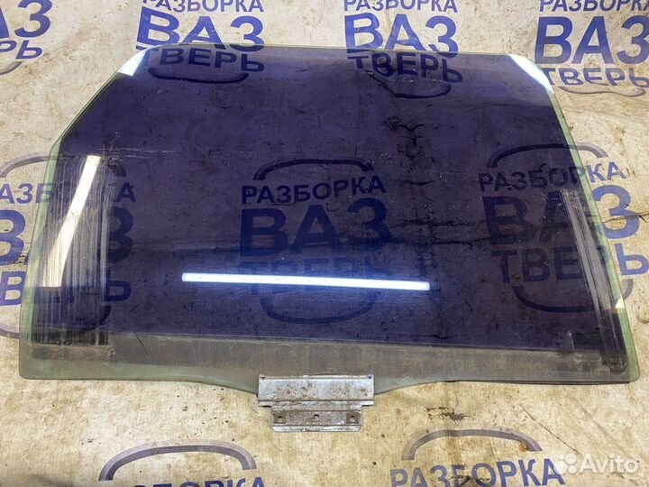 Стекло заднее Мондео 2 универсал