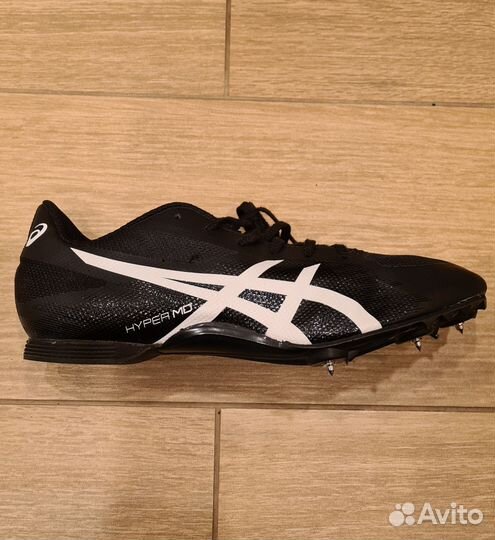 Шиповки для легкой атлетики asics
