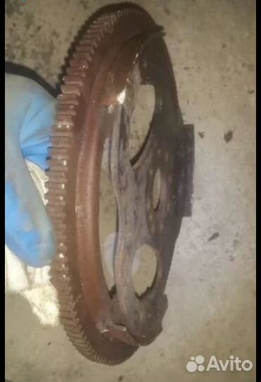 Маховик м104