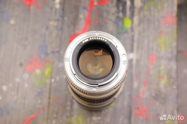 Canon EF 70-200mm f/4L USM s/n 920