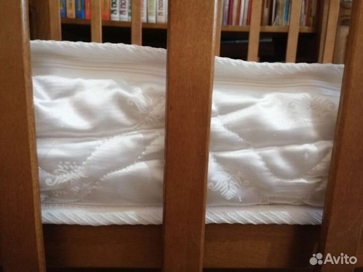 Ортопед.матрас120на60см,кроватка-маятник с ящиками