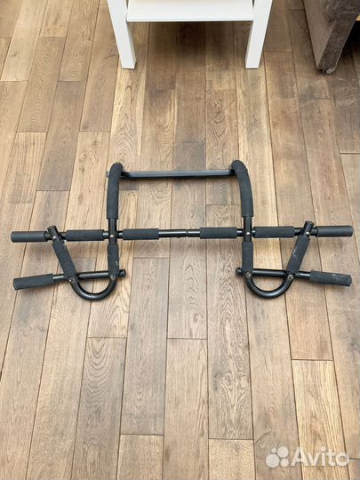 Турник навесной на дверной проем