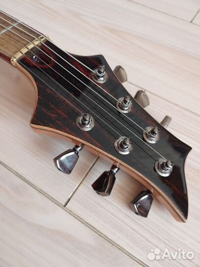 Электрогитара