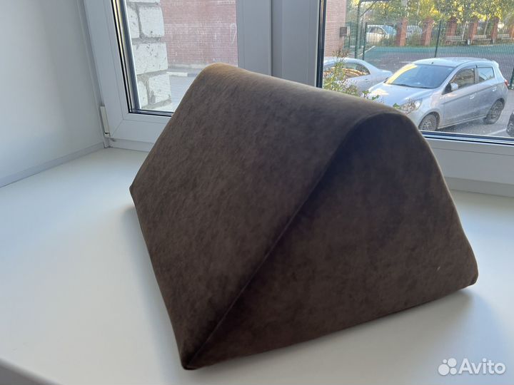 Подушка под колени