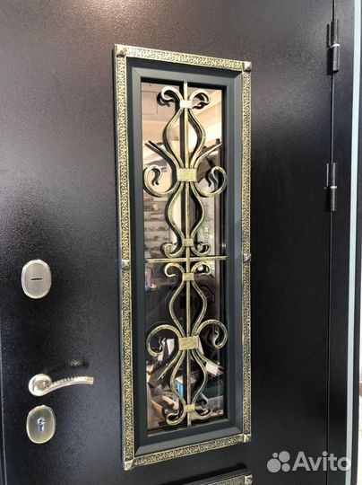 Дверь входная металлическая