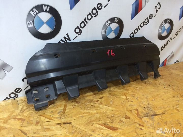 BMW F10 Крепление заднего бампера с Японии