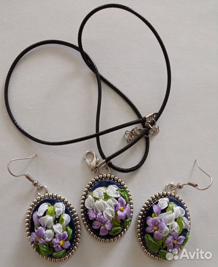 Украшения ручной работы