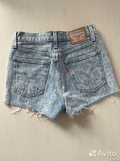 Шорты levis женские 24 размер