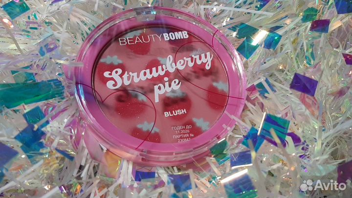 Beauty Bomb Romecore румяна Strawberry Pie 01