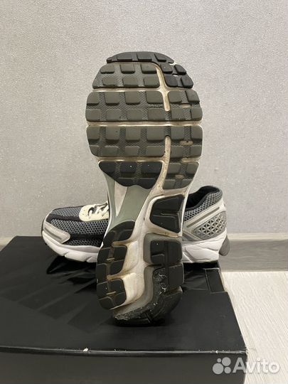 Кроссовки Nike Zoom vomero 5 SE SP