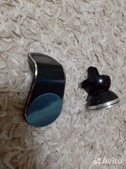 Держатель магнитный для телефона в машину