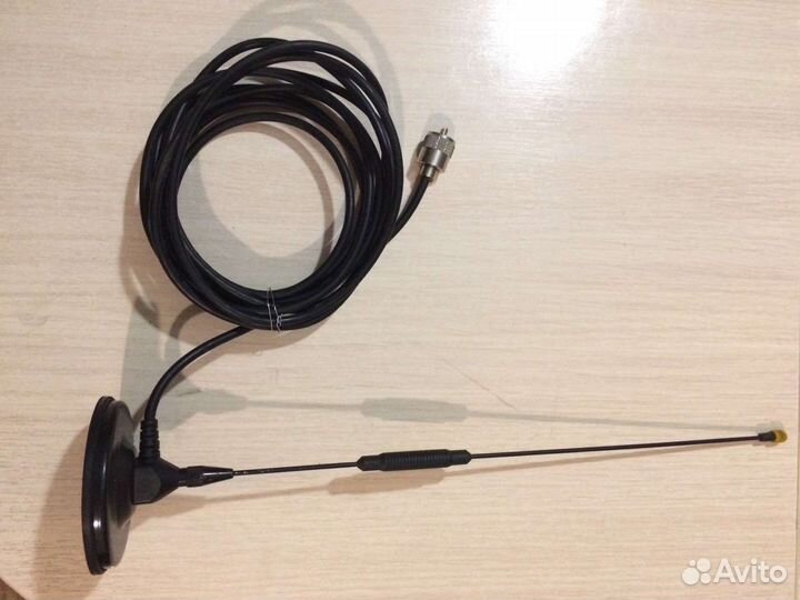 Автомобильная антенна