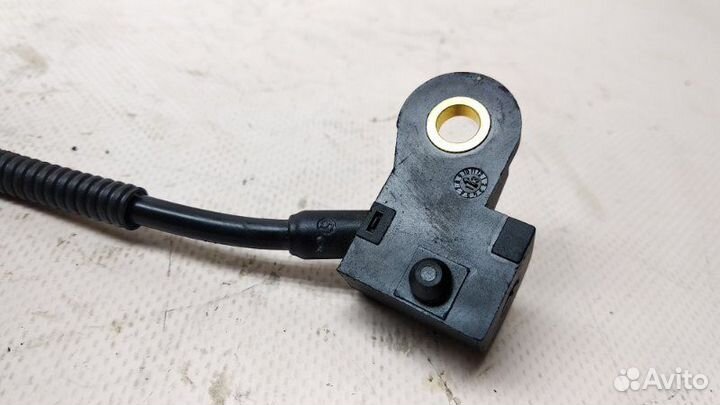 Датчик положения распредвала Volkswagen Jetta 6