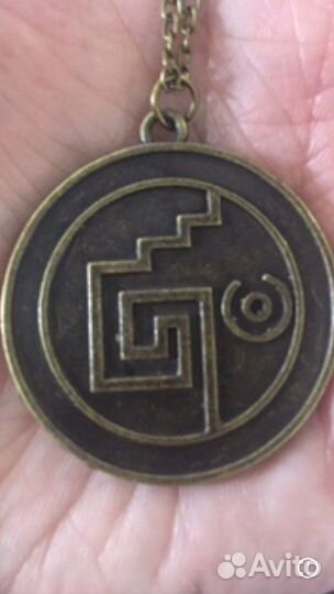 Монета Пираты карибского моря