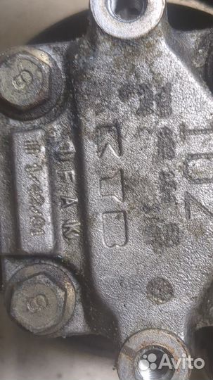 Гур Volkswagen Transporter 4, 2003