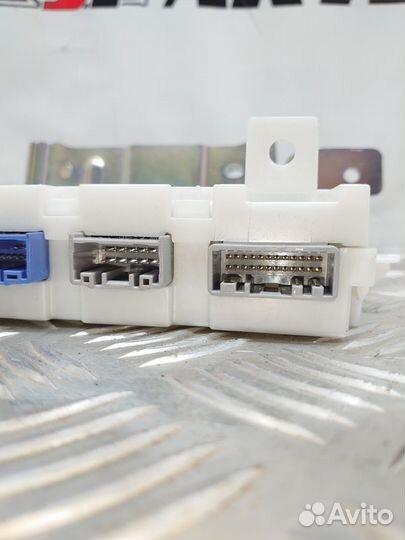 Блок комфорта Mazda 3 BL (2008—2011)