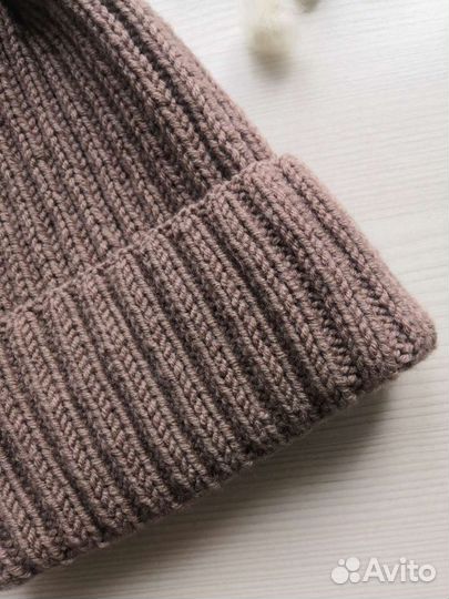 Шапки новые ручная работа