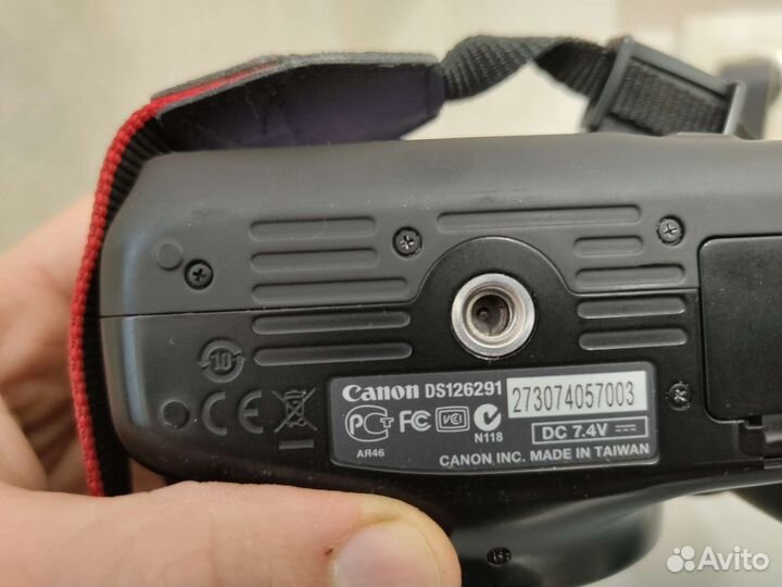 Зеркальный фотоаппарат canon ds126291